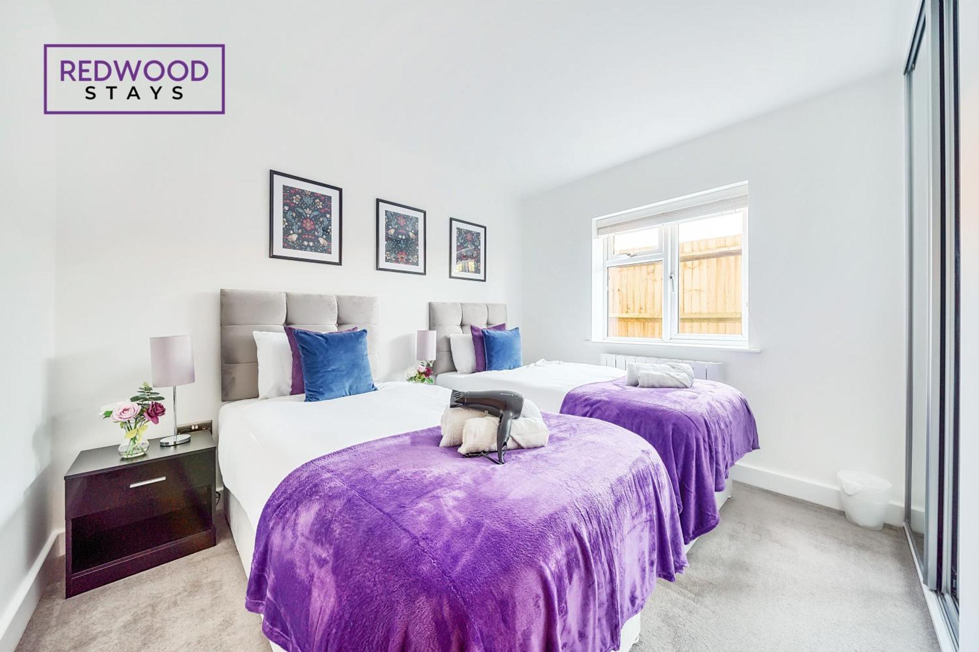 Modern Serviced Apartments For Contractors & Families With Free Parking, Wifi & Netflix By Redwood Stays Basingstoke Exterior photo