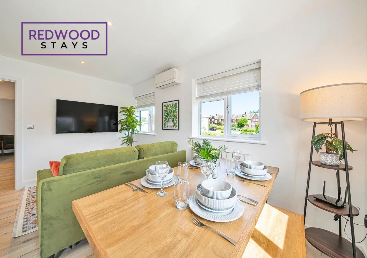 Modern Serviced Apartments For Contractors & Families With Free Parking, Wifi & Netflix By Redwood Stays Basingstoke Exterior photo
