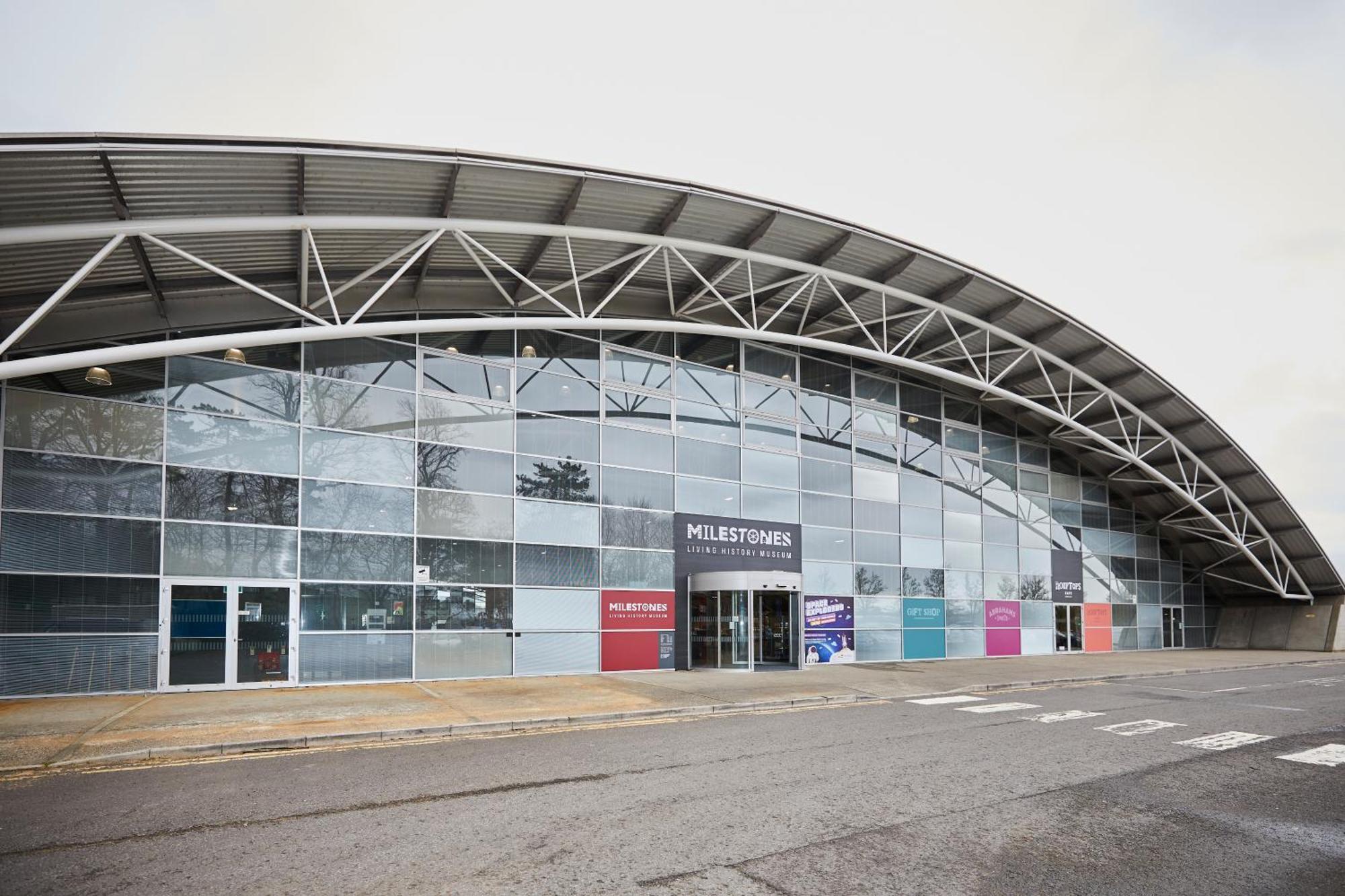 Modern Serviced Apartments For Contractors & Families With Free Parking, Wifi & Netflix By Redwood Stays Basingstoke Exterior photo